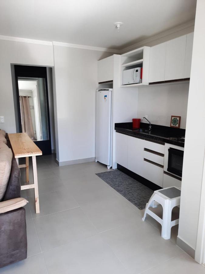 Agradavel Apartamento Em Bairro Silencioso... Camboriu Bagian luar foto