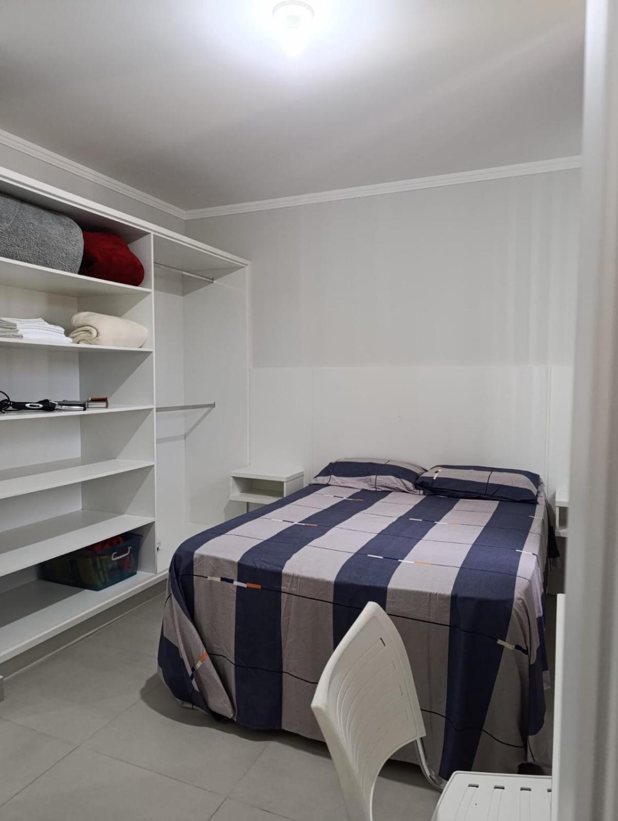 Agradavel Apartamento Em Bairro Silencioso... Camboriu Bagian luar foto